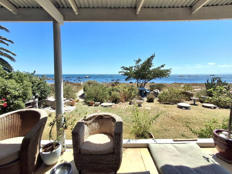 3 Bedroom Property for Sale in Hannasbaai Western Cape